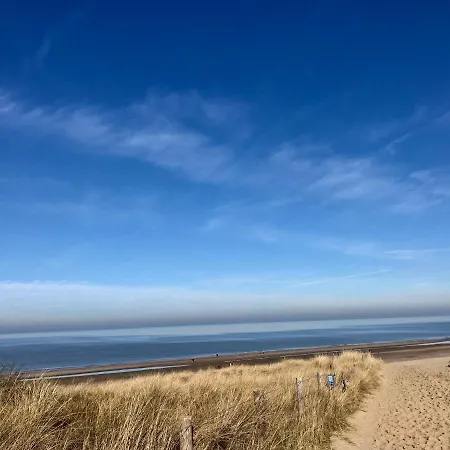 Apartment Strandzand Noordwijk
